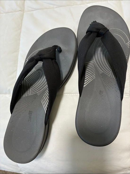 Clarks Shoes - Clarks Black Knot-Detail Thong Sandals Size 8